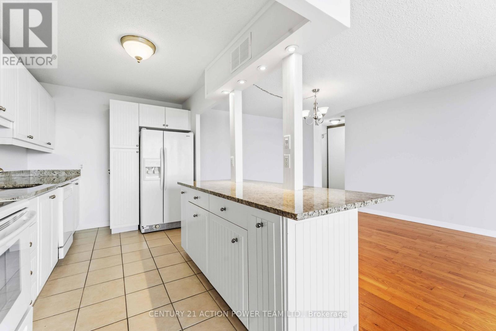 807 - 665 Bathgate Drive, Ottawa, Ontario  K1K 3Y4 - Photo 24 - X12886702