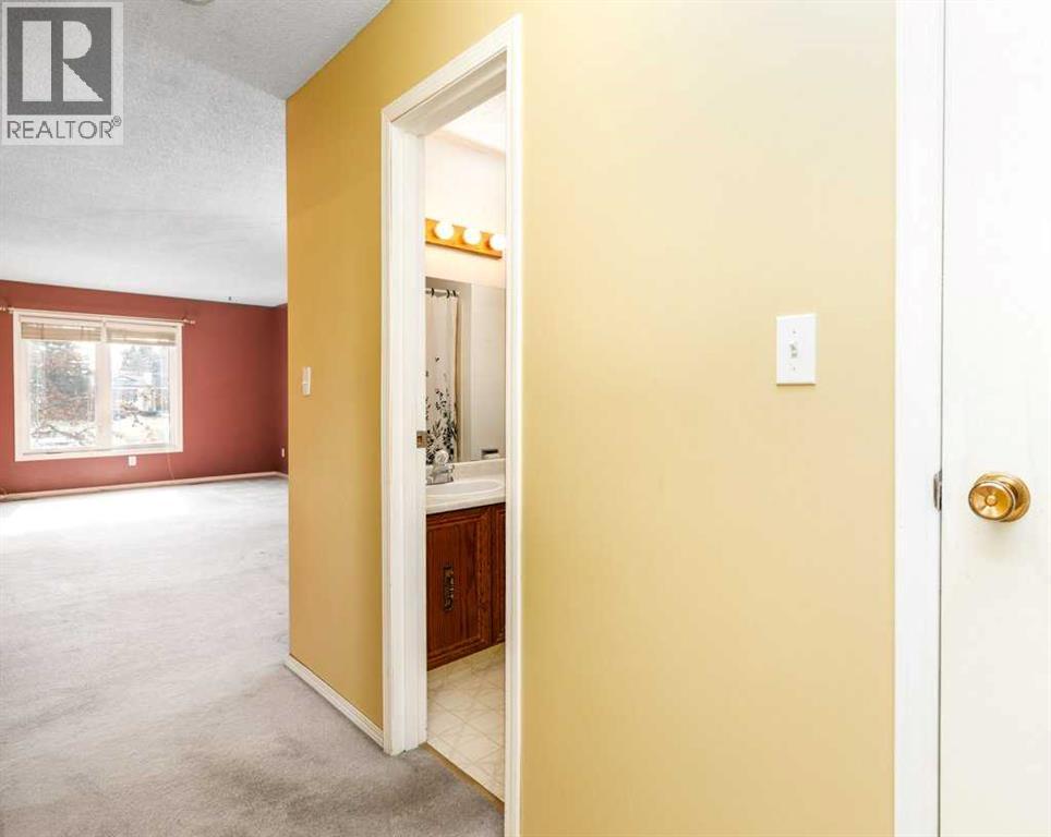 32 Greig Drive, Red Deer, Alberta  T4P 2R1 - Photo 15 - A2294991