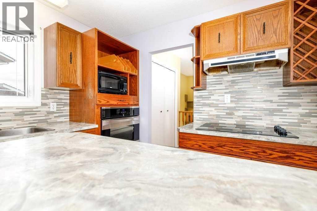 32 Greig Drive, Red Deer, Alberta  T4P 2R1 - Photo 7 - A2294991