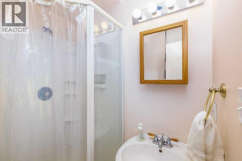 32 Greig Drive, Red Deer, Alberta  T4P 2R1 - Photo 21 - A2294991