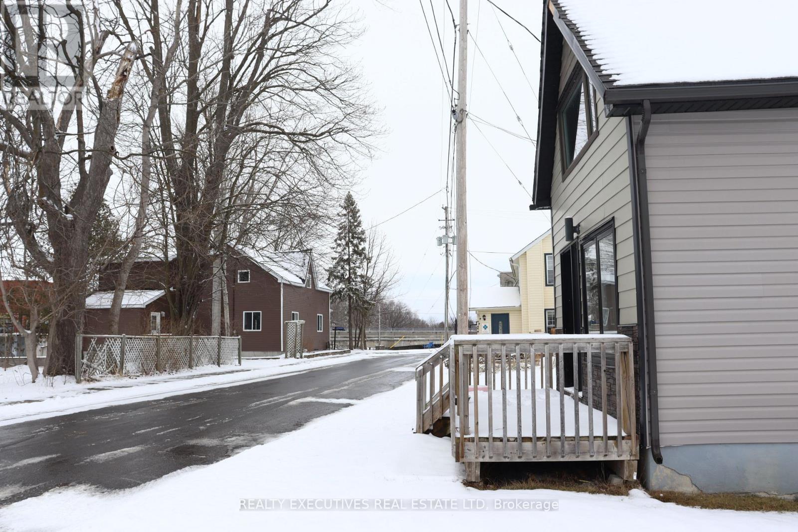 18 Mill Street, North Dundas, Ontario  K0C 1H0 - Photo 11 - X12913928