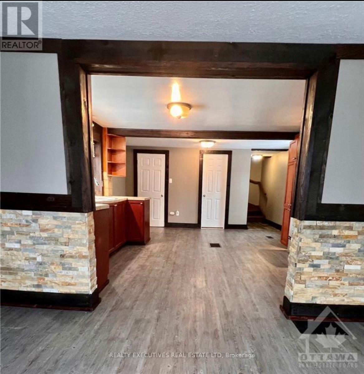 18 Mill Street, North Dundas, Ontario  K0C 1H0 - Photo 15 - X12913928