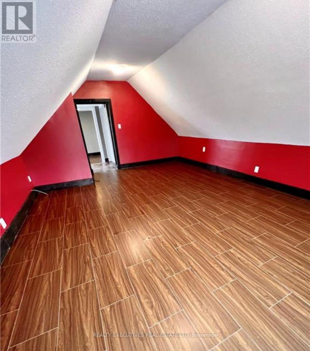 18 Mill Street, North Dundas, Ontario  K0C 1H0 - Photo 19 - X12913928