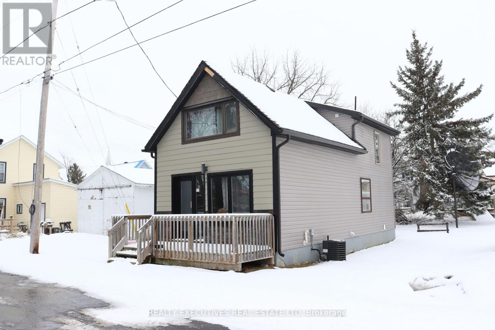 18 Mill Street, North Dundas, Ontario  K0C 1H0 - Photo 8 - X12913928