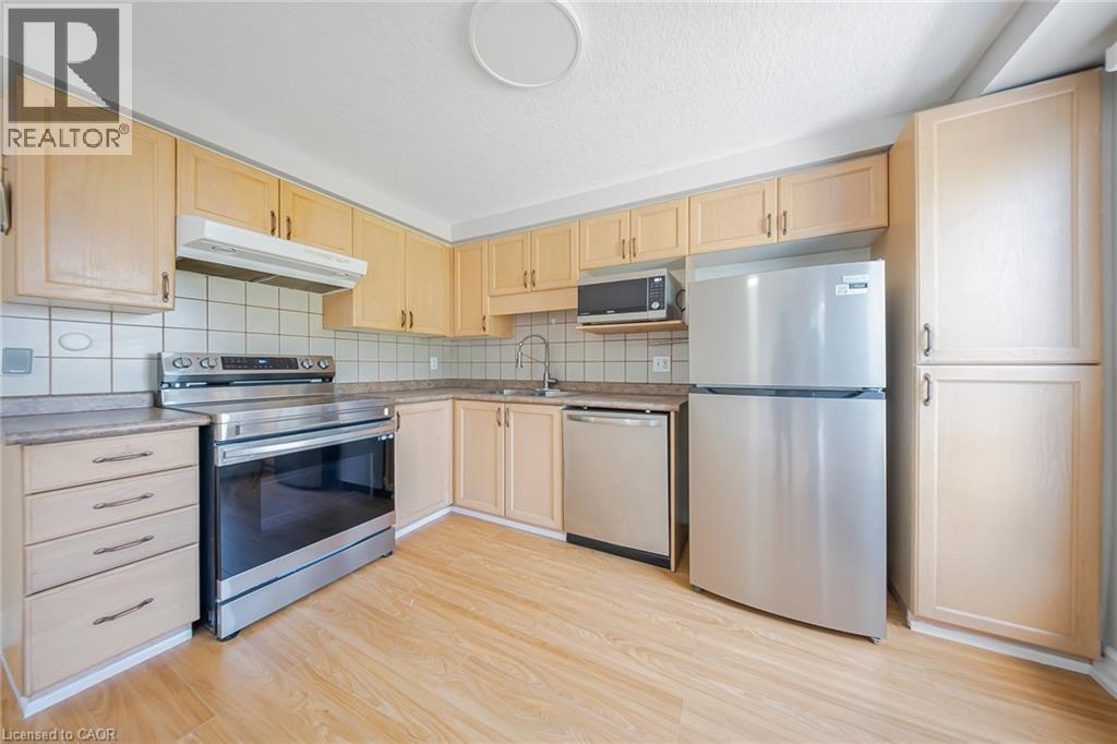 9 Red Clover Crescent, Kitchener, Ontario  N2E 4G9 - Photo 12 - 40814484