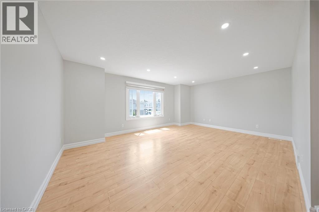 9 Red Clover Crescent, Kitchener, Ontario  N2E 4G9 - Photo 18 - 40814484