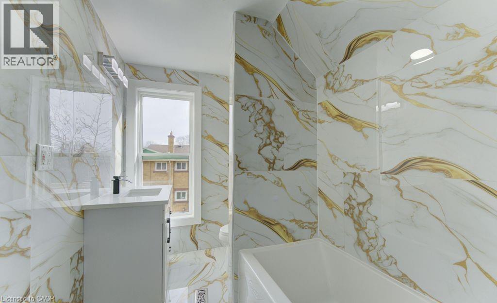 80 Lancaster Street W, Kitchener, Ontario  N2H 4T6 - Photo 26 - 40813755