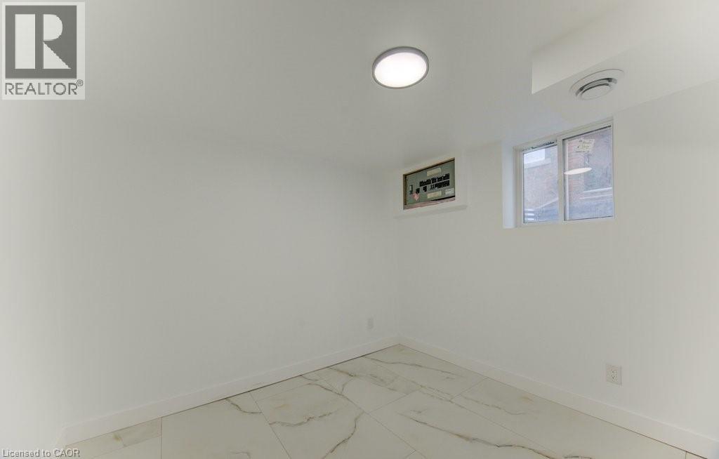 80 Lancaster Street W, Kitchener, Ontario  N2H 4T6 - Photo 36 - 40813755