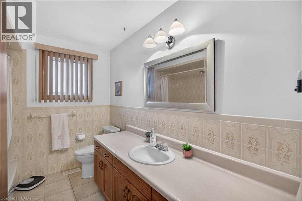 71 Ellington Avenue, Stoney Creek, Ontario  L8E 3T5 - Photo 25 - 40810828