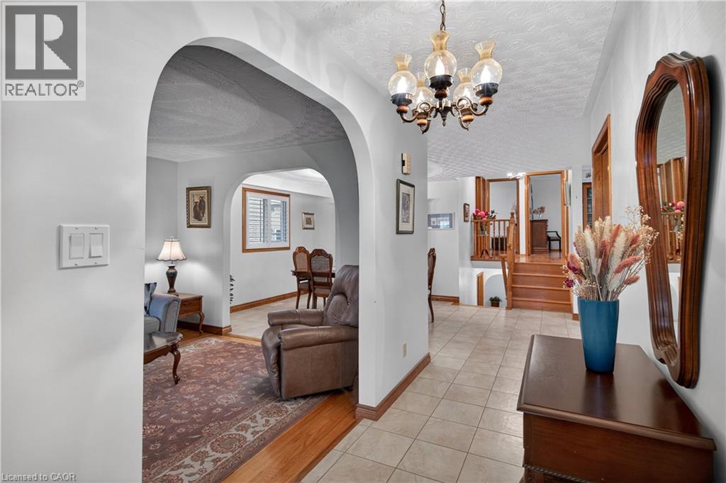 71 Ellington Avenue, Stoney Creek, Ontario  L8E 3T5 - Photo 6 - 40810828