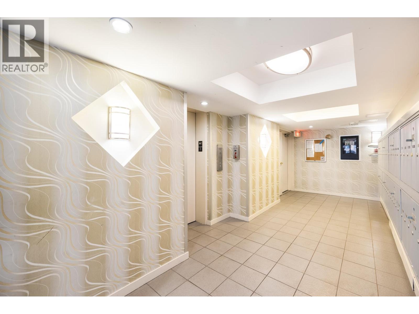 201 830 E 7TH AVENUE, Vancouver, British Columbia