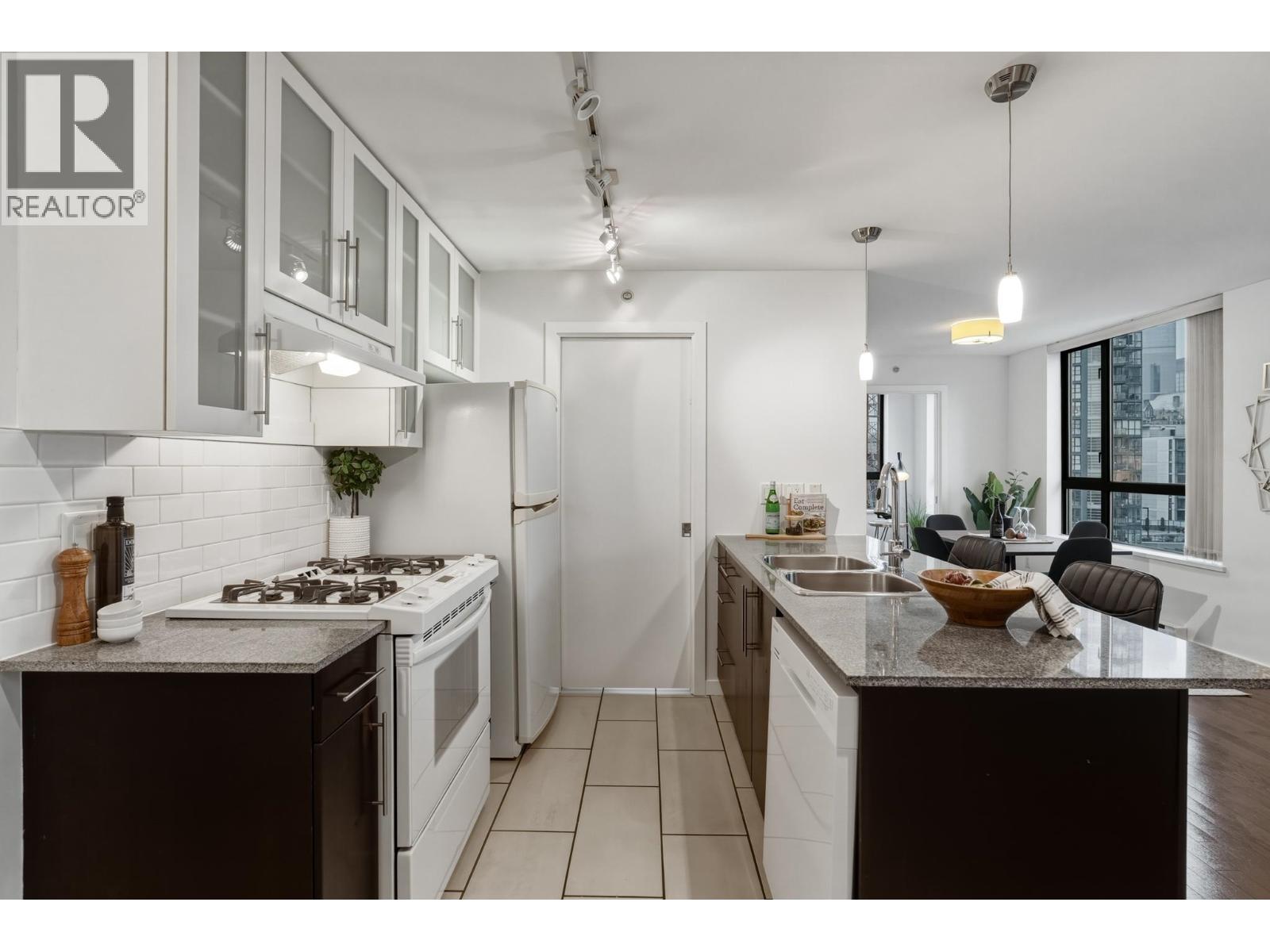 1102 1225 Richards Street, Vancouver, British Columbia  V6B 1E6 - Photo 13 - R3102844