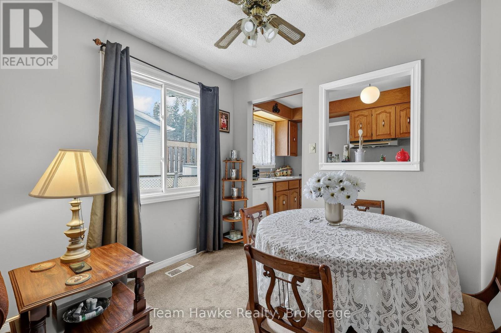 575 Simcoe Avenue, Tay (Port Mcnicoll), Ontario  L0K 1R0 - Photo 11 - S12913916