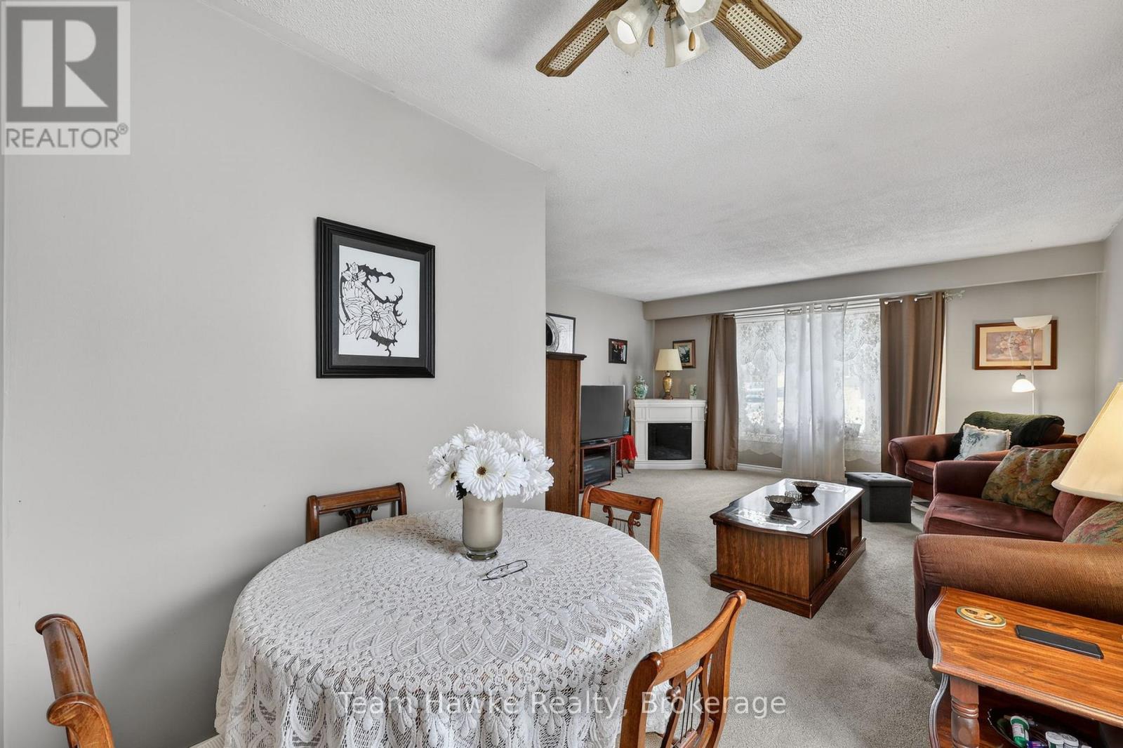 575 Simcoe Avenue, Tay (Port Mcnicoll), Ontario  L0K 1R0 - Photo 12 - S12913916