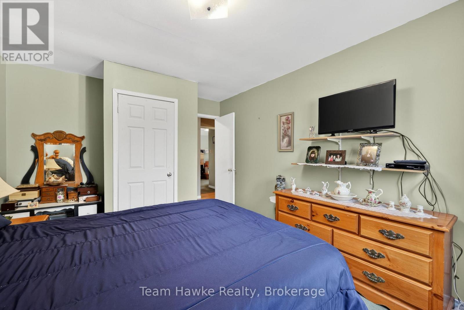 575 Simcoe Avenue, Tay (Port Mcnicoll), Ontario  L0K 1R0 - Photo 17 - S12913916