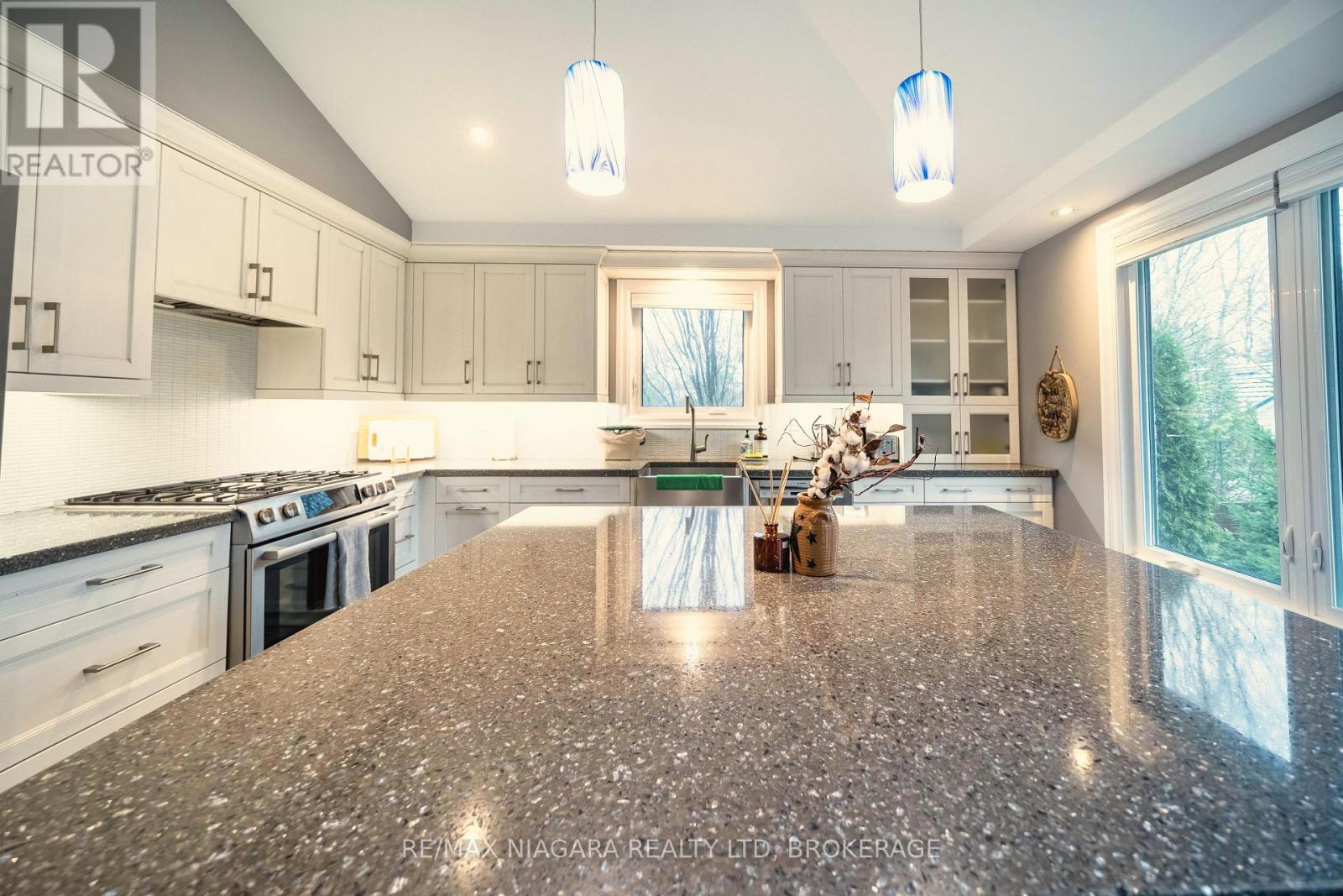 214 Mary Street, Niagara-On-The-Lake, Ontario  L0S 1J0 - Photo 17 - X12913832