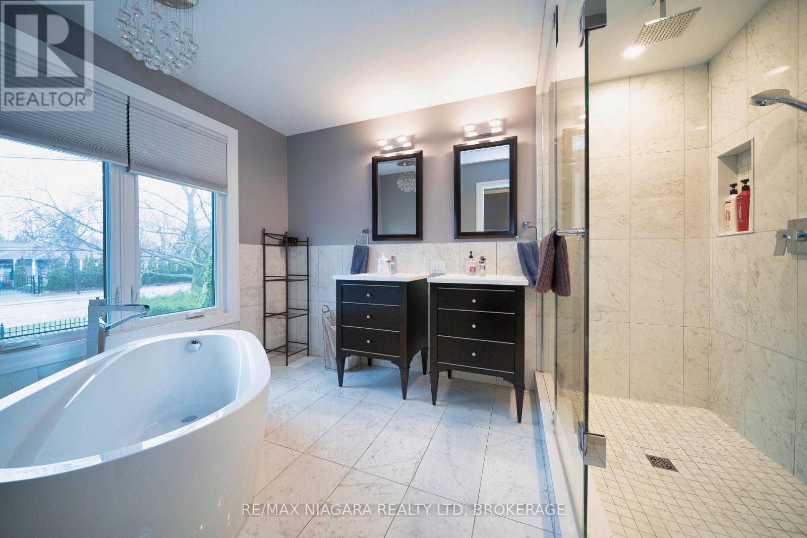 214 Mary Street, Niagara-On-The-Lake, Ontario  L0S 1J0 - Photo 23 - X12913832