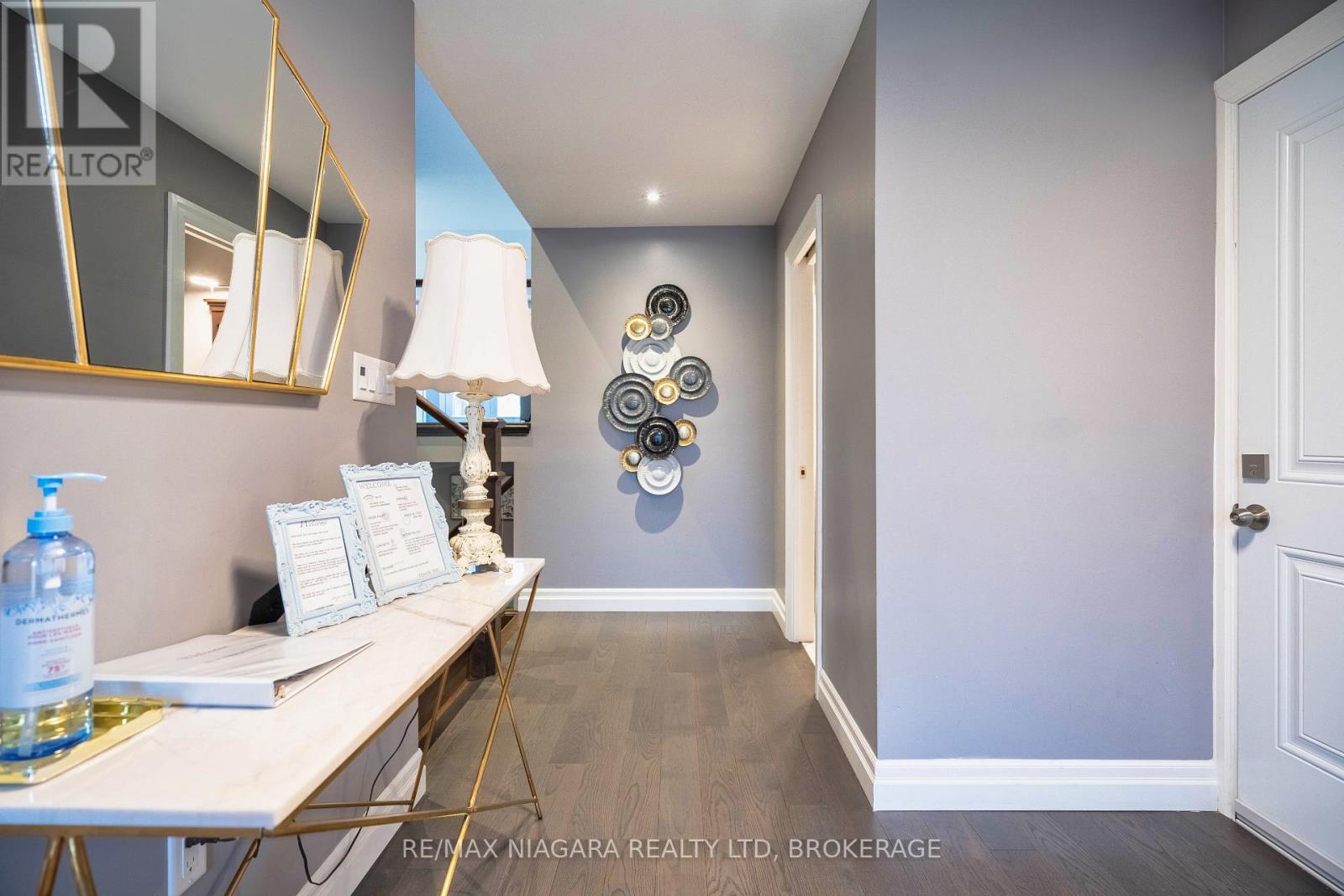 214 Mary Street, Niagara-On-The-Lake, Ontario  L0S 1J0 - Photo 4 - X12913832