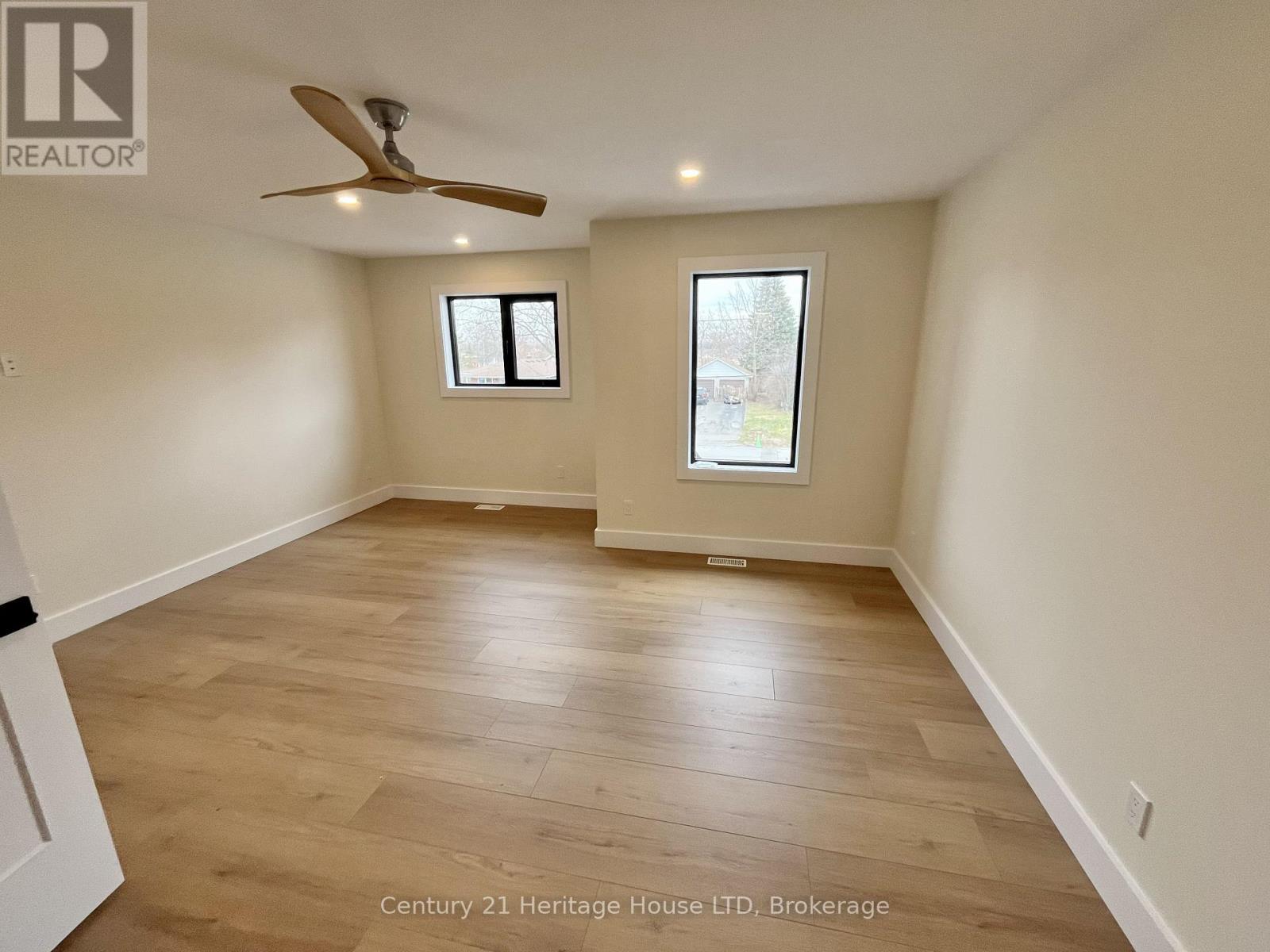 24a Valley Road, St. Catharines, Ontario  L2S 1Y6 - Photo 13 - X12913988