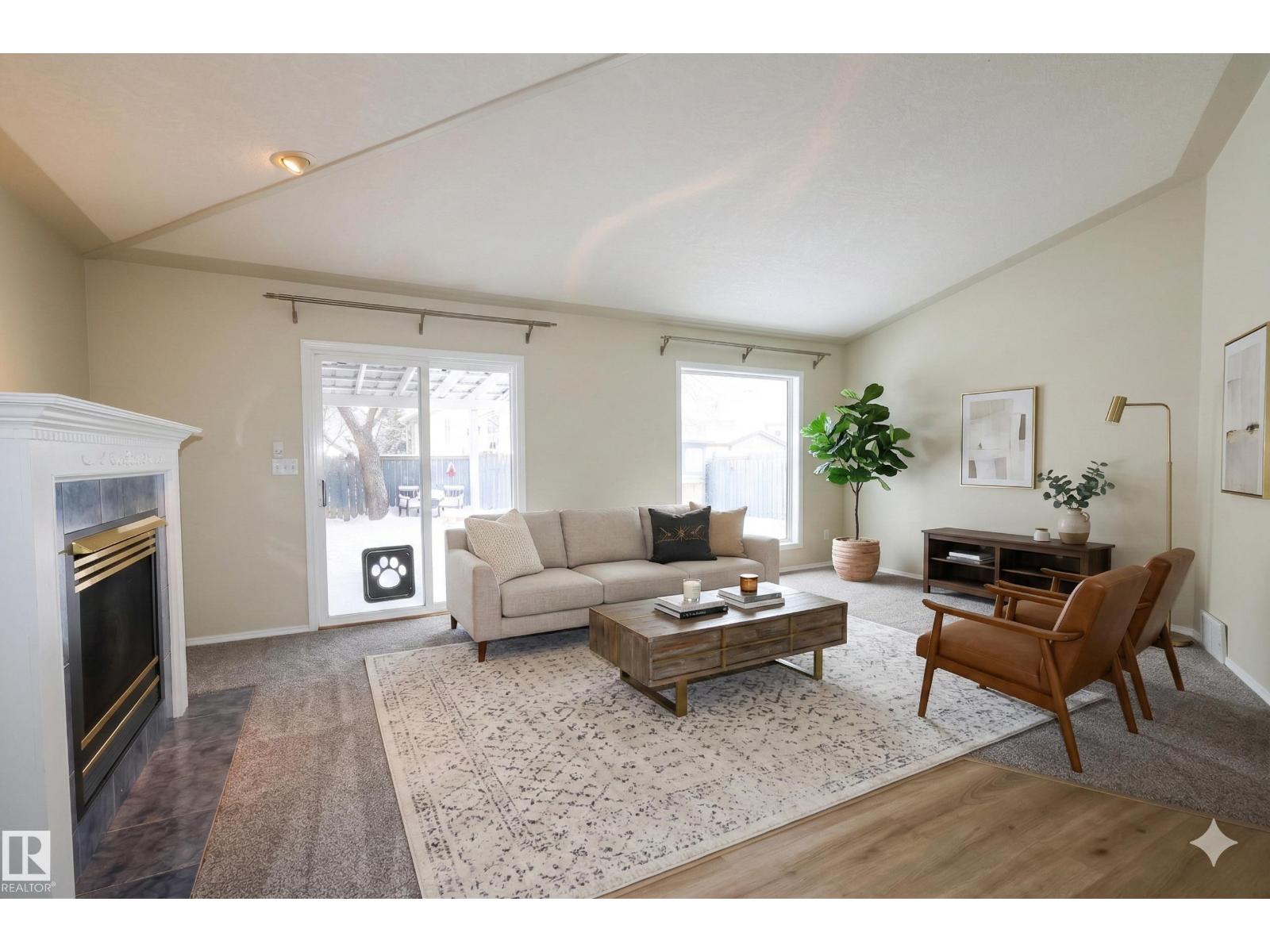 10016 106 St, Morinville, Alberta  T8A 1A3 - Photo 2 - E4478777