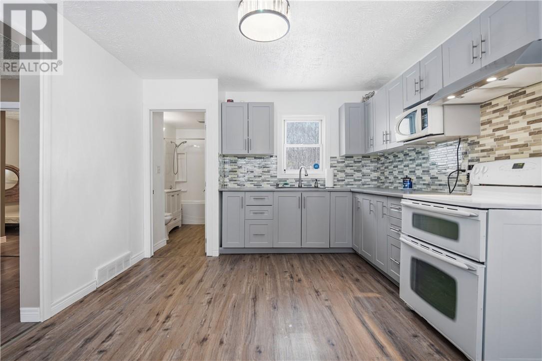 440 Percy Street, Sudbury, Ontario  P3B 2X8 - Photo 2 - 2126870