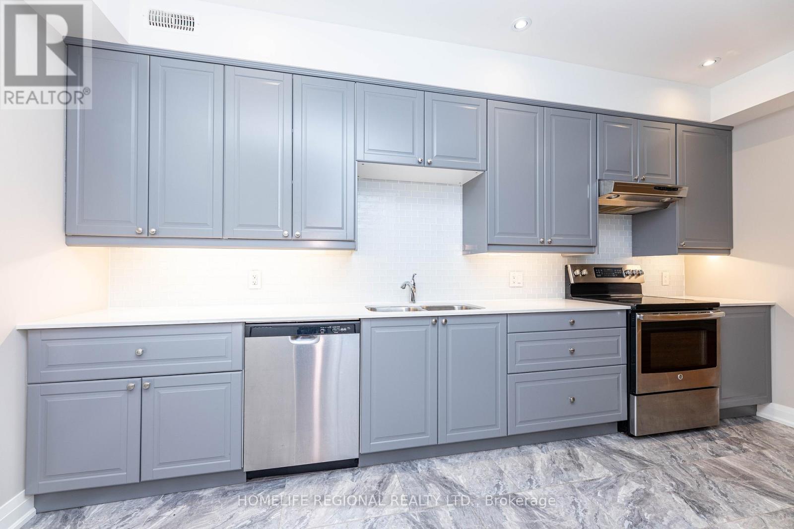 204 Roxton Road, Toronto, Ontario  M6J 2Y5 - Photo 3 - C12913826