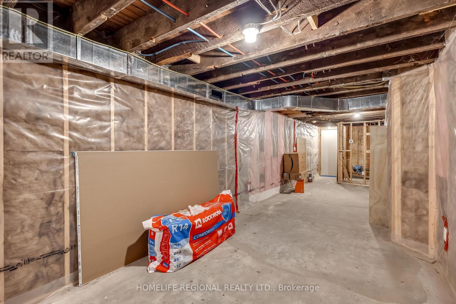 204 Roxton Road, Toronto, Ontario  M6J 2Y5 - Photo 30 - C12913826