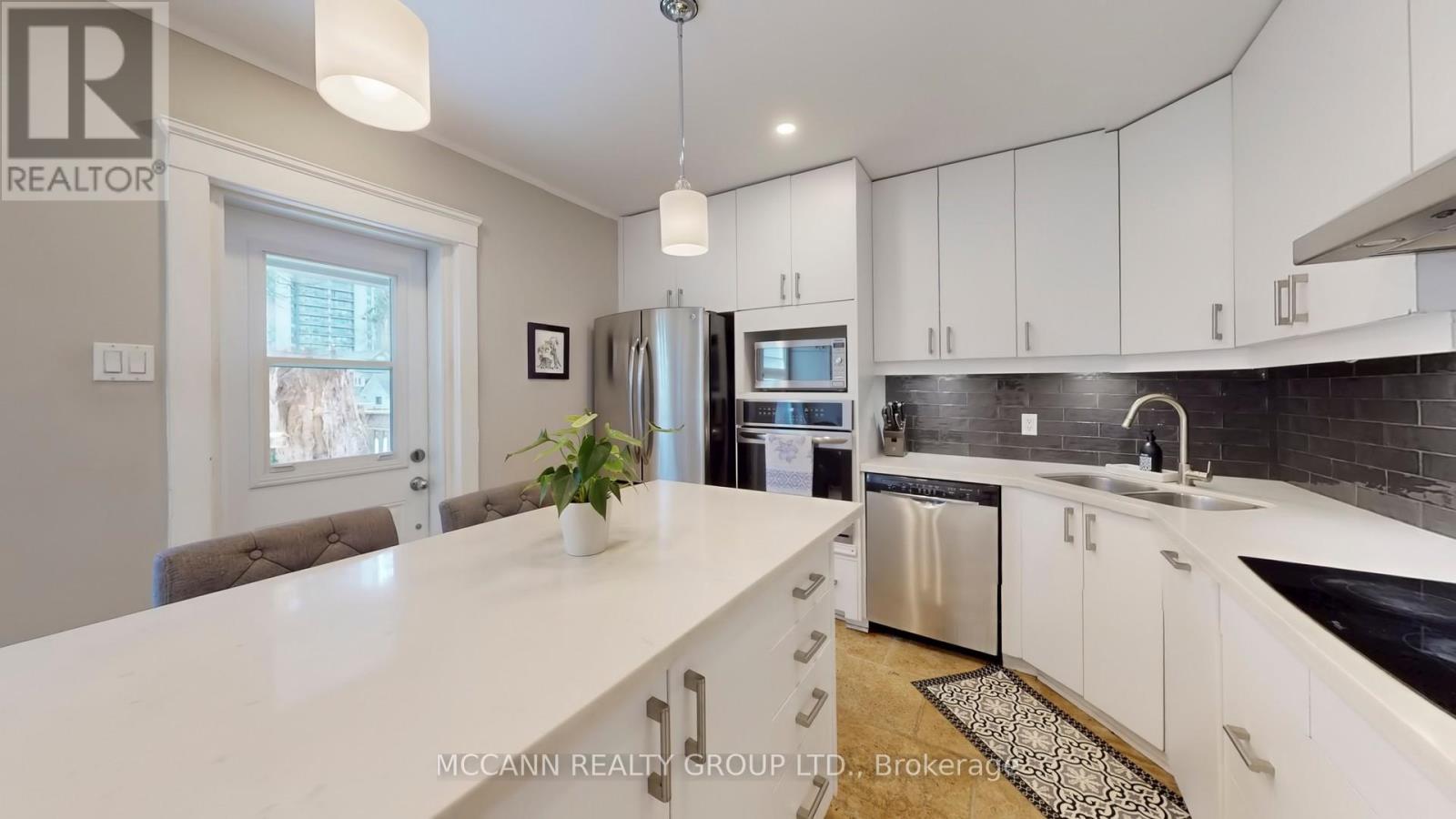 109 Sherwood Avenue, Toronto, Ontario  M4P 2A6 - Photo 13 - C12913848