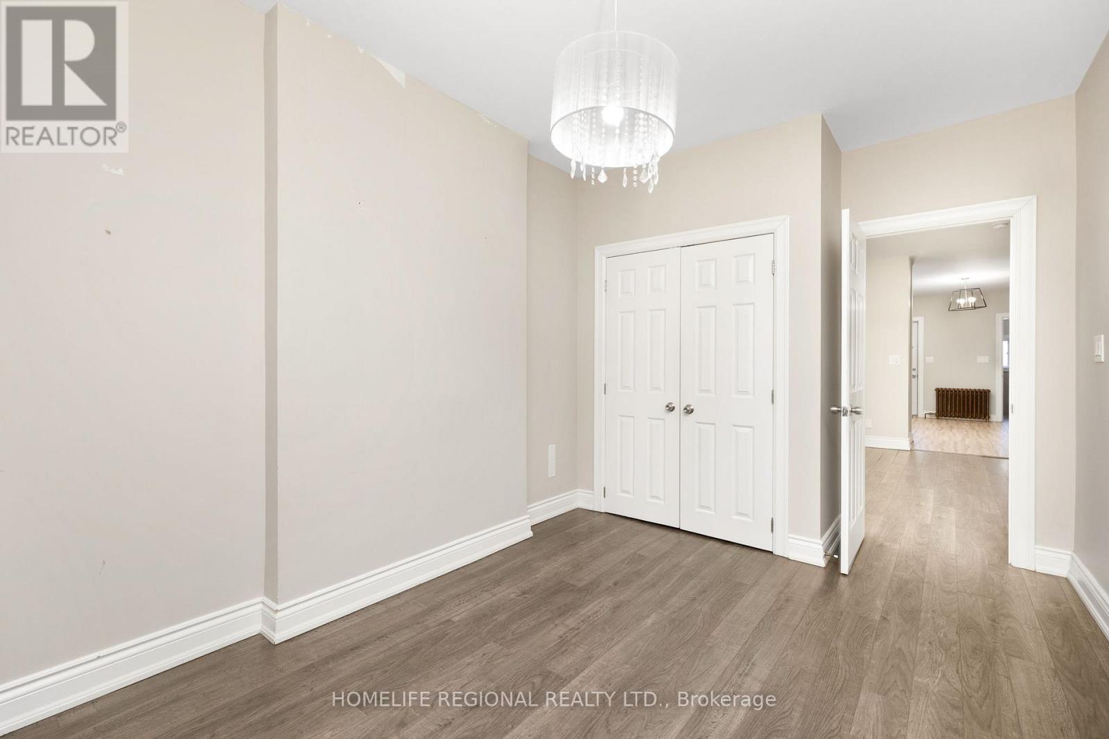 200 Roxton Road, Toronto, Ontario  M6J 2Y5 - Photo 10 - C12913870