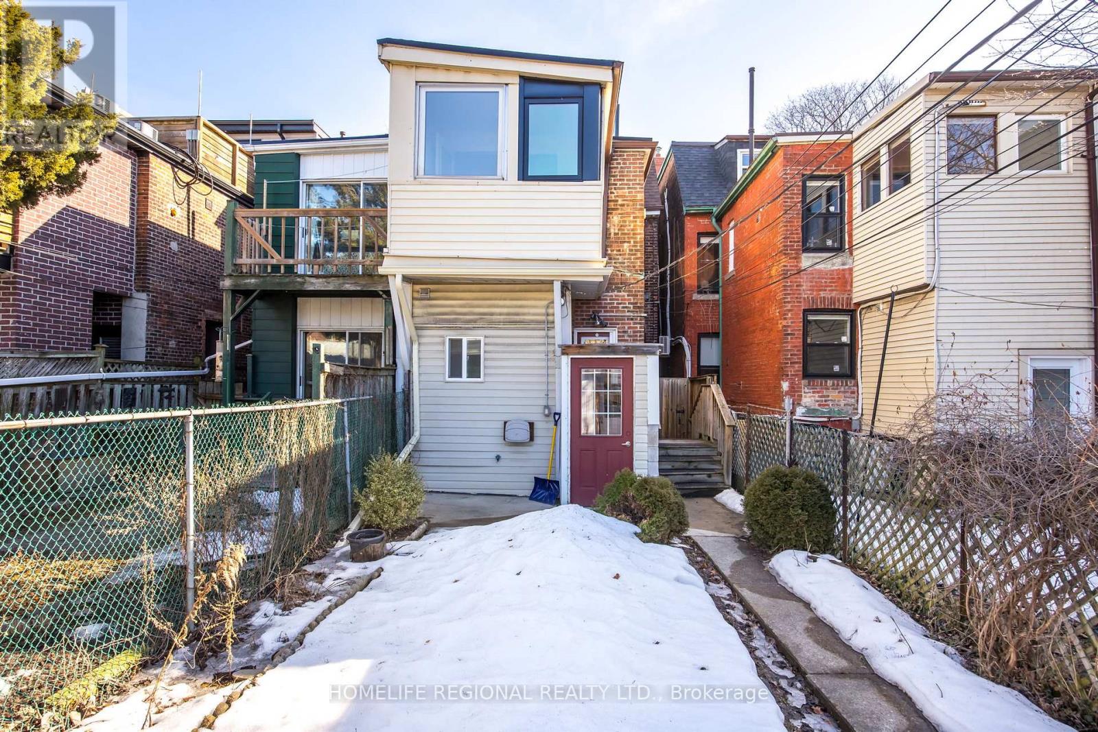 200 Roxton Road, Toronto, Ontario  M6J 2Y5 - Photo 24 - C12913870