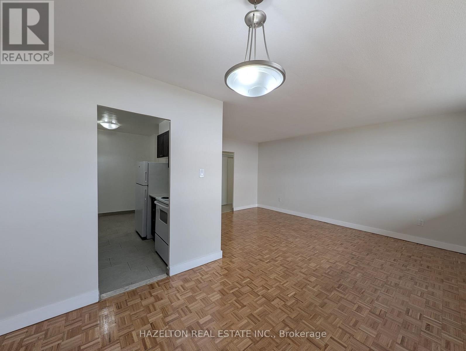 904 - 1780 Victoria Park Avenue, Toronto, Ontario M1R 1S6 - Photo 7 - C12913882