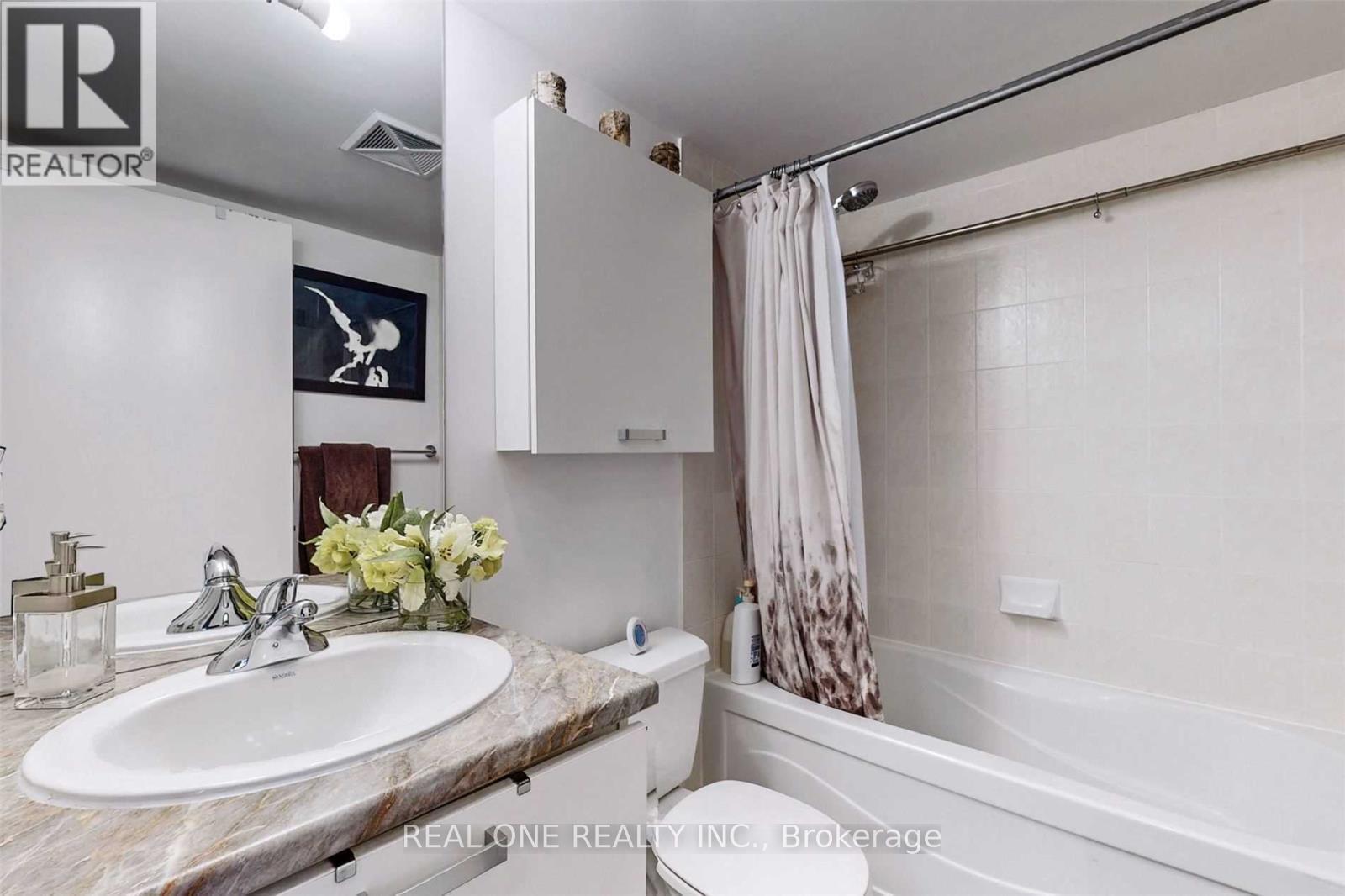 1208 - 37 Grosvenor Street, Toronto, Ontario  M4Y 3G5 - Photo 29 - C12913886