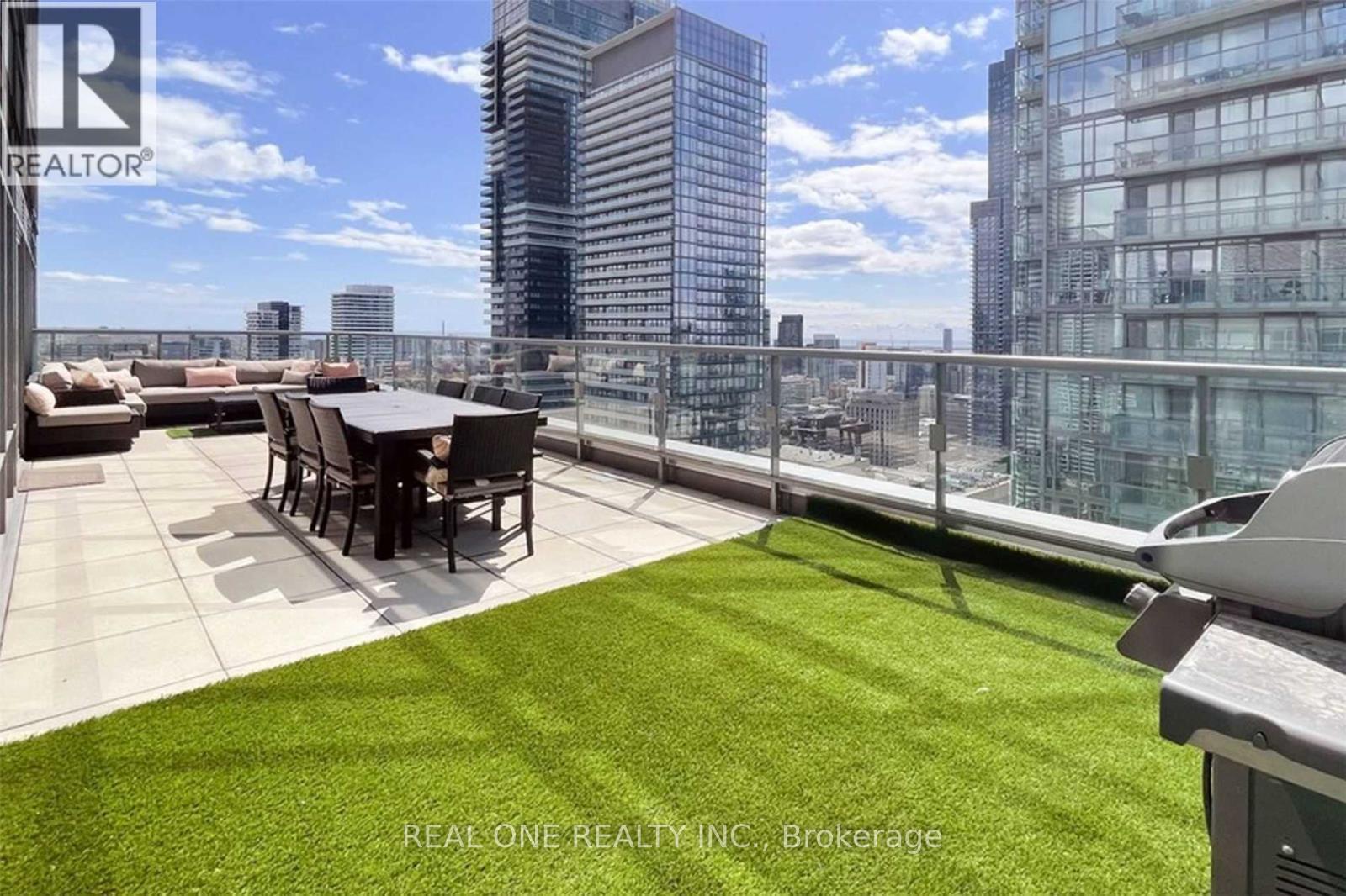 1208 - 37 Grosvenor Street, Toronto, Ontario  M4Y 3G5 - Photo 32 - C12913886