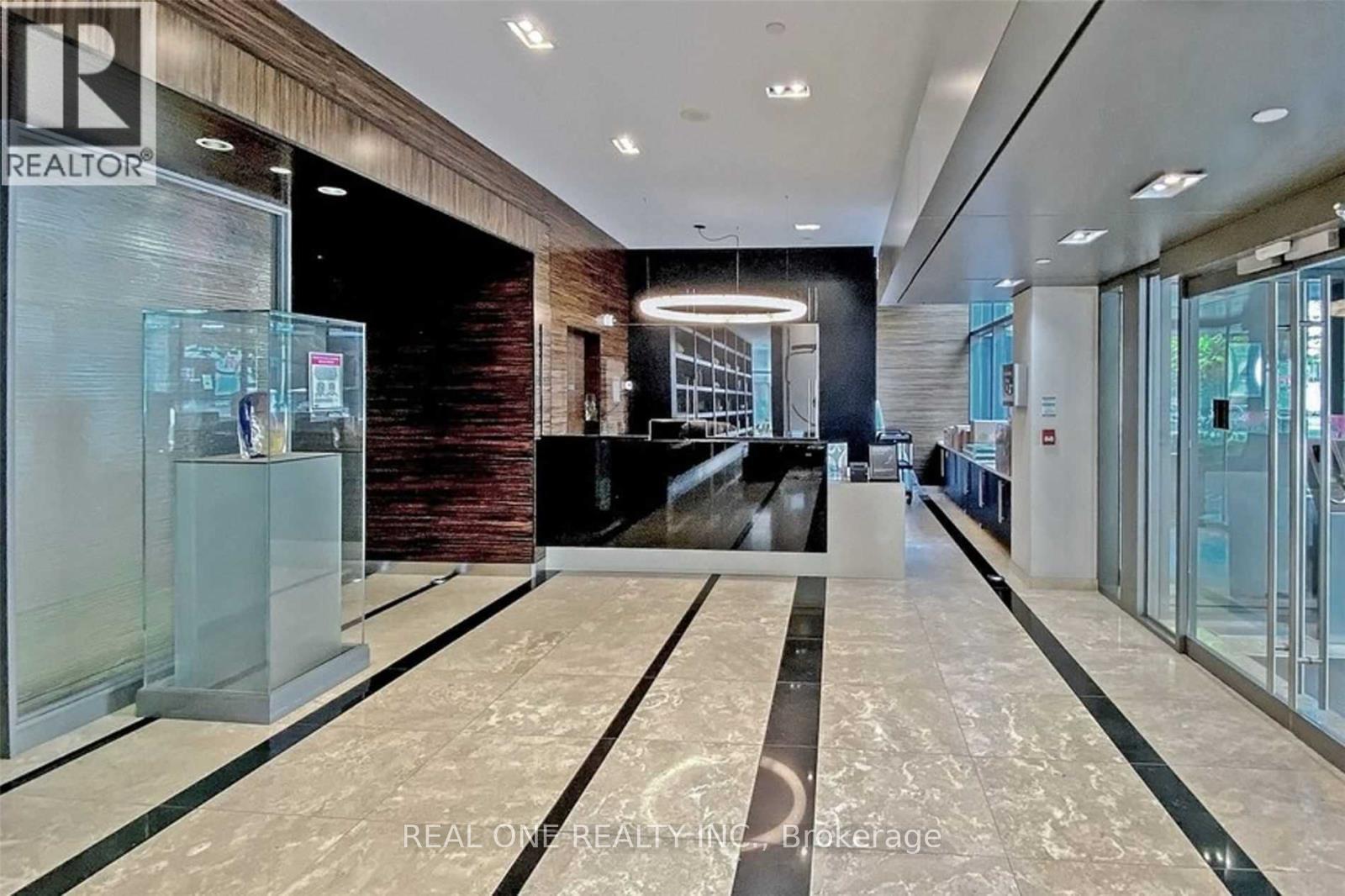 1208 - 37 Grosvenor Street, Toronto, Ontario  M4Y 3G5 - Photo 4 - C12913886