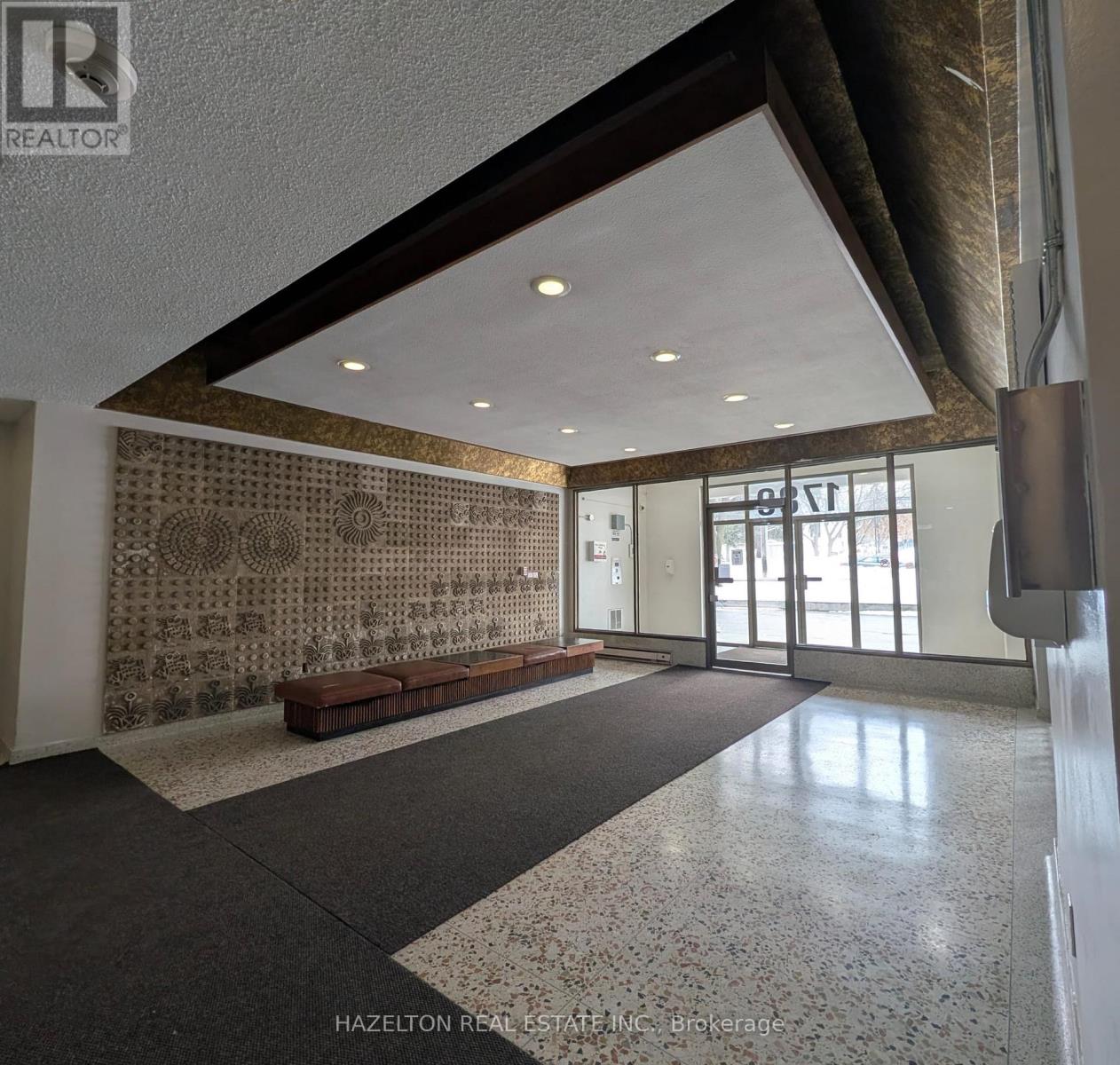 305 - 1780 Victoria Park Avenue, Toronto (Victoria Village), Ontario  M1R 1S6 - Photo 5 - C12913888