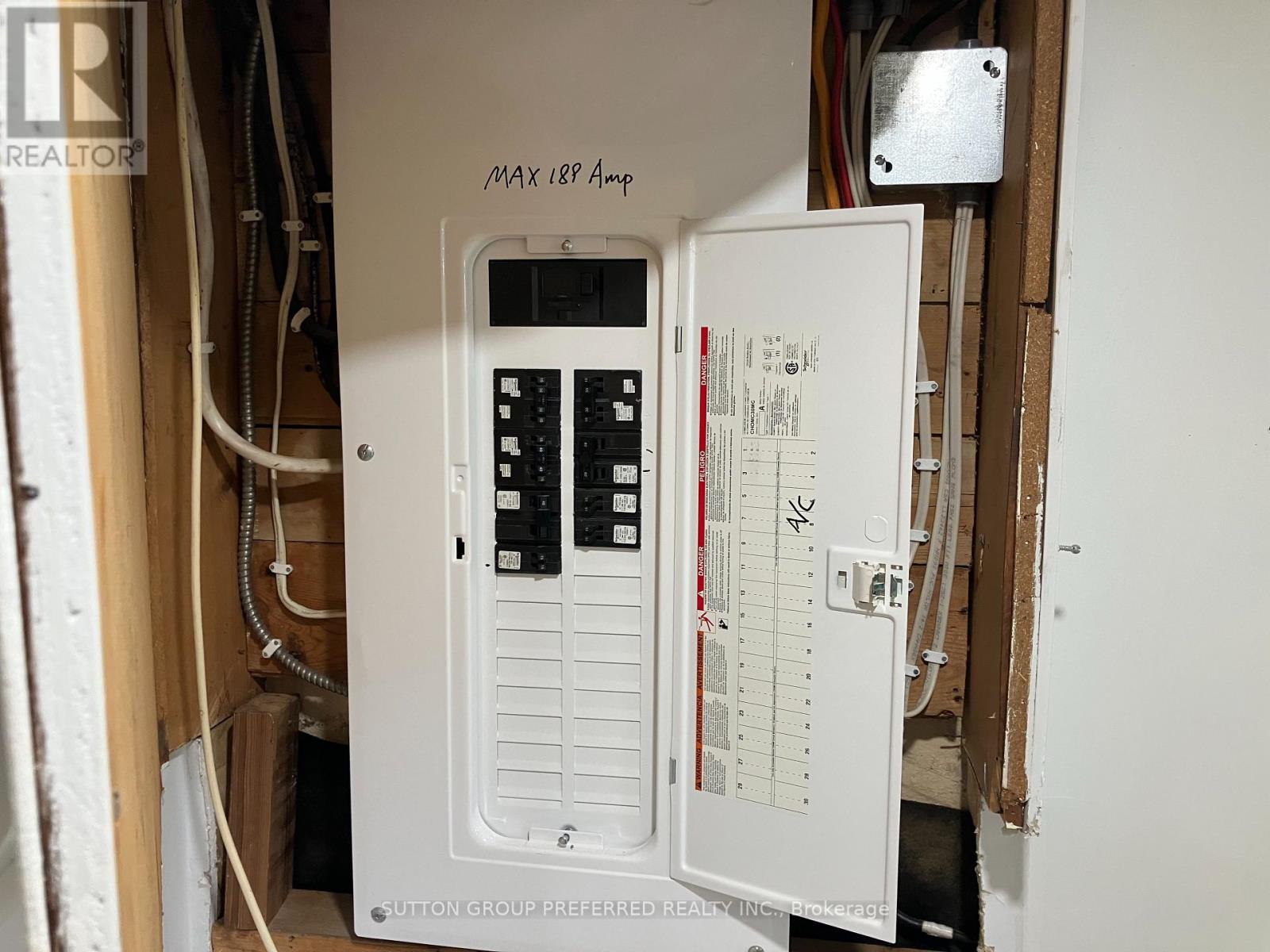 Photo 15 of 20 for 1942 Duluth Crescent