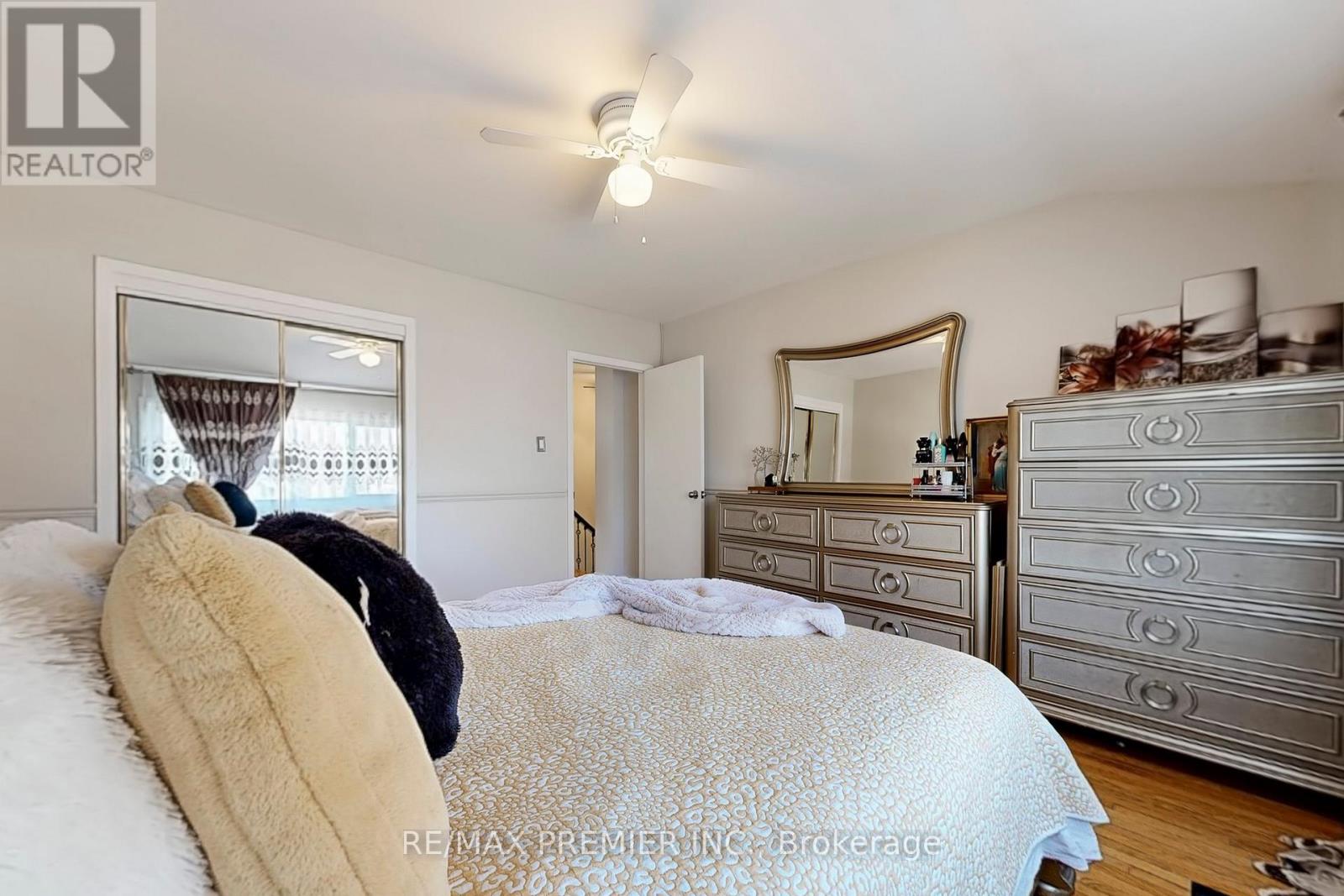 888 Krosno Boulevard, Pickering, Ontario  L1W 1H4 - Photo 25 - E12913912