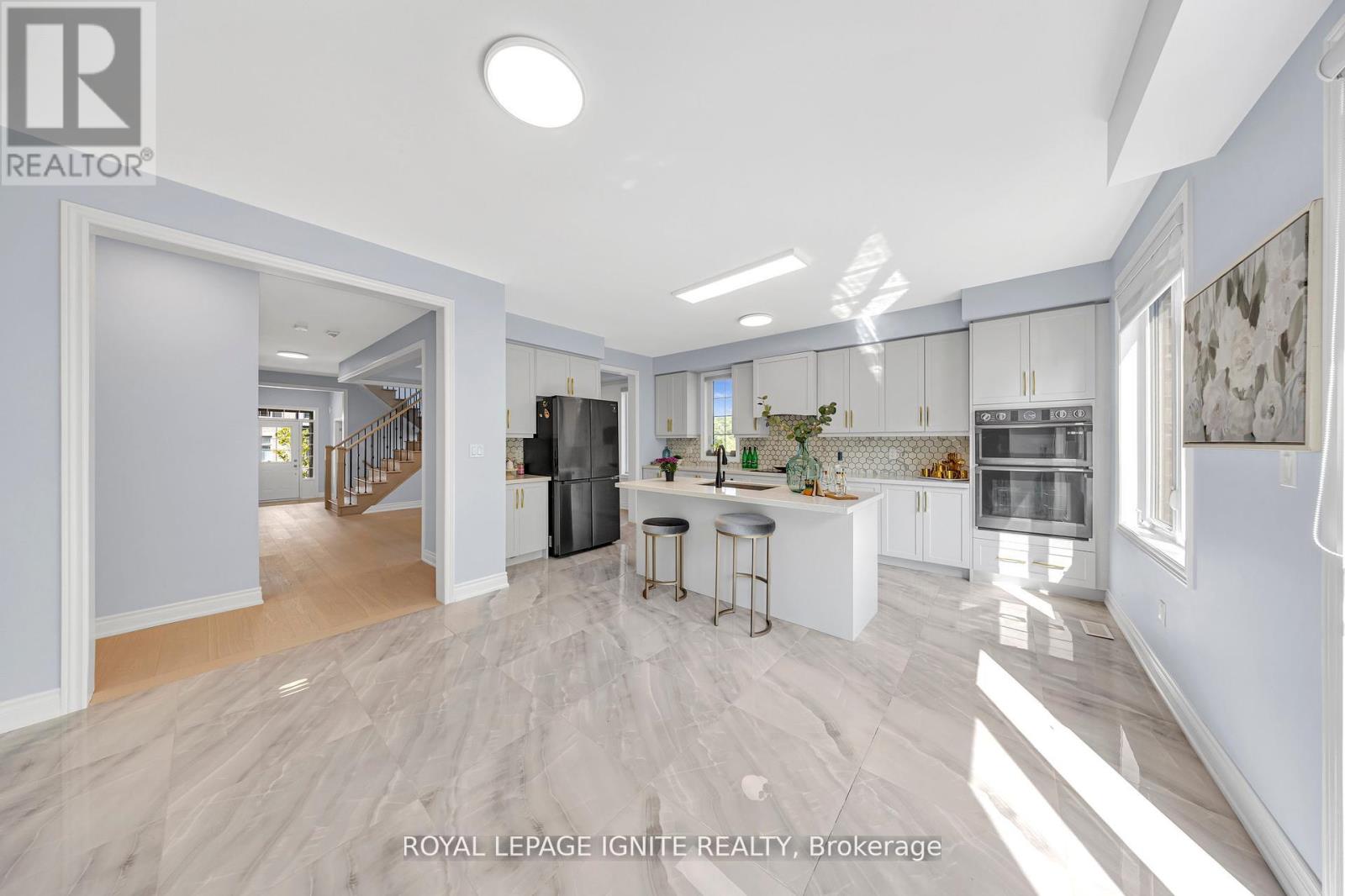 2453 Florentine Place, Pickering, Ontario  L1X 0H2 - Photo 12 - E12913976