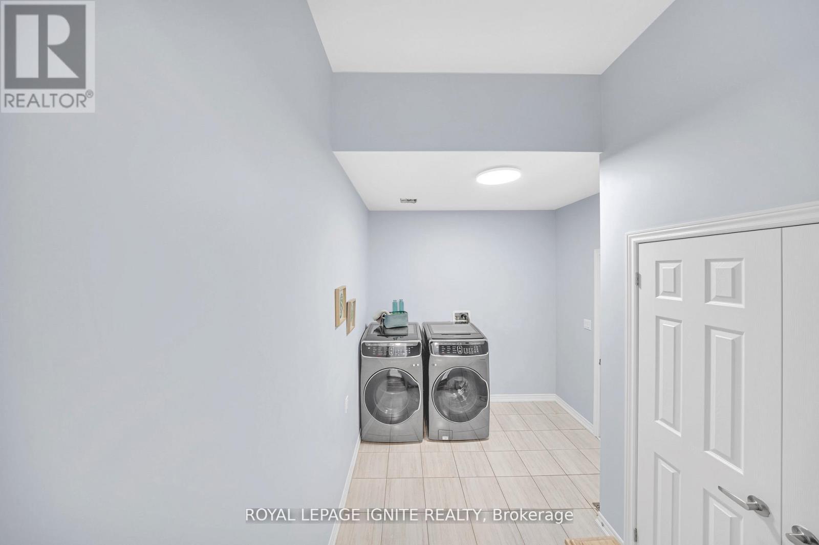 2453 Florentine Place, Pickering, Ontario  L1X 0H2 - Photo 14 - E12913976