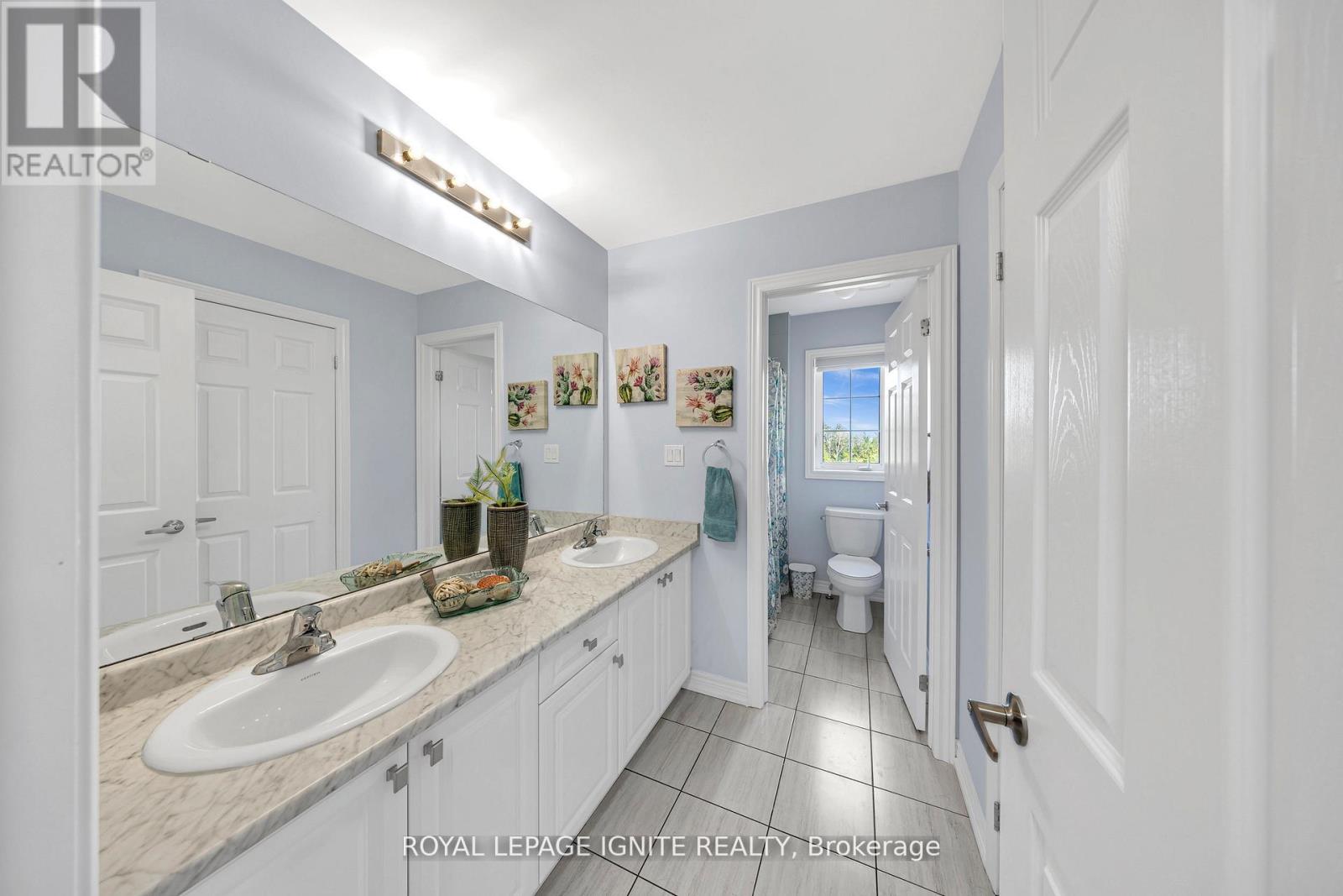 2453 Florentine Place, Pickering, Ontario  L1X 0H2 - Photo 17 - E12913976