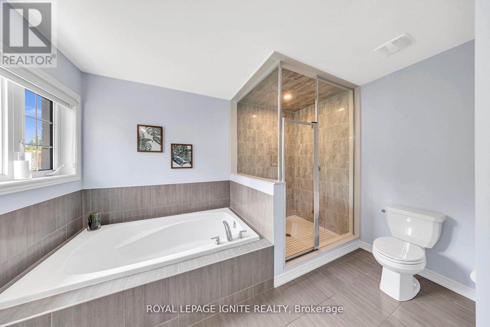 2453 Florentine Place, Pickering, Ontario  L1X 0H2 - Photo 24 - E12913976