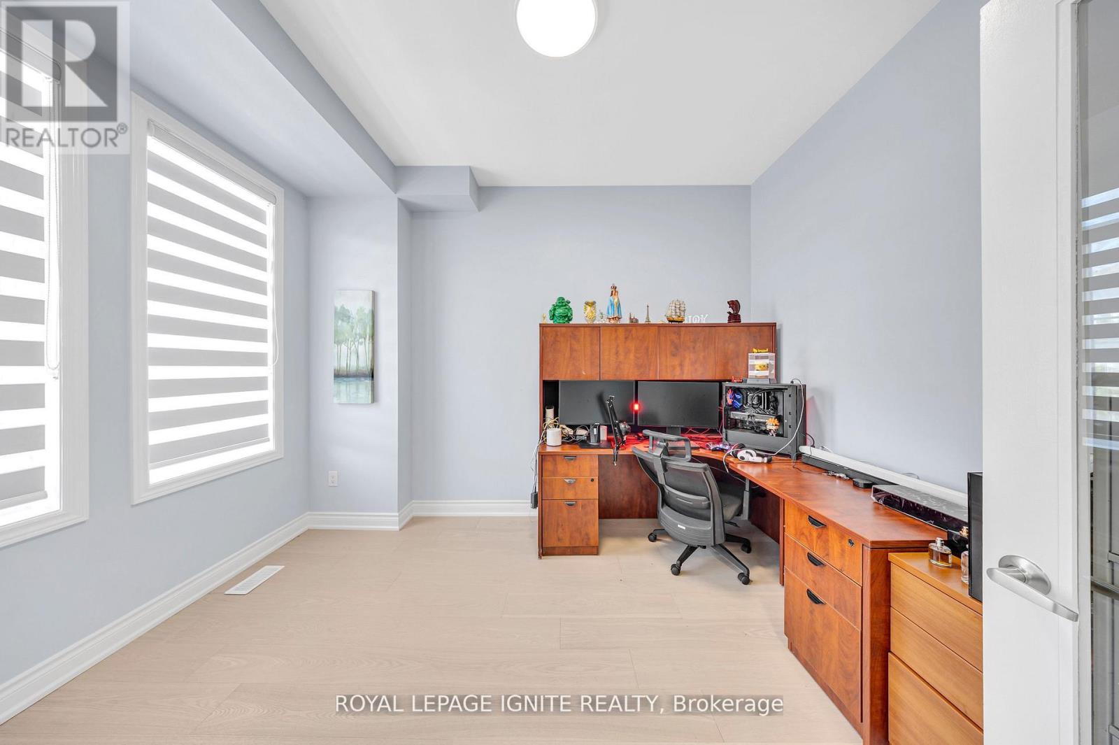 2453 Florentine Place, Pickering, Ontario  L1X 0H2 - Photo 3 - E12913976