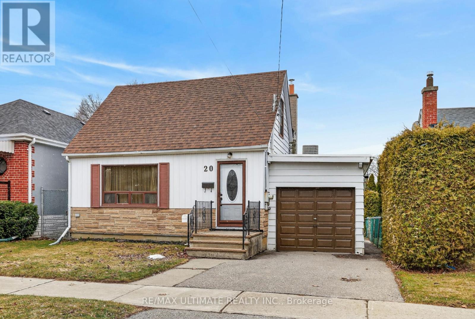 20 Bertha Avenue, Toronto, Ontario  M1L 3L7 - Photo 2 - E12913978