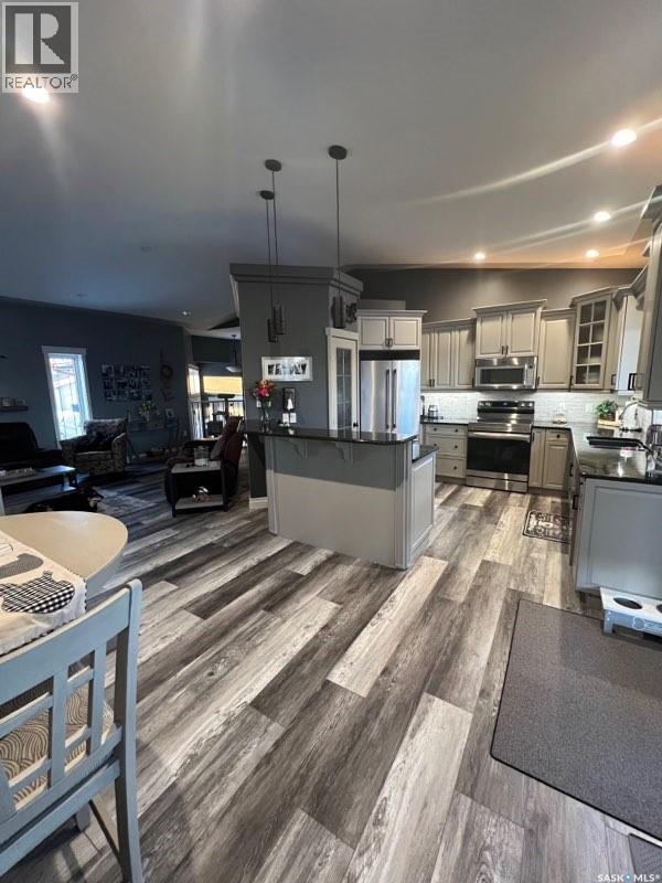 4 Ross Drive, Yorkton, Saskatchewan  S3N 4A1 - Photo 13 - SK031007