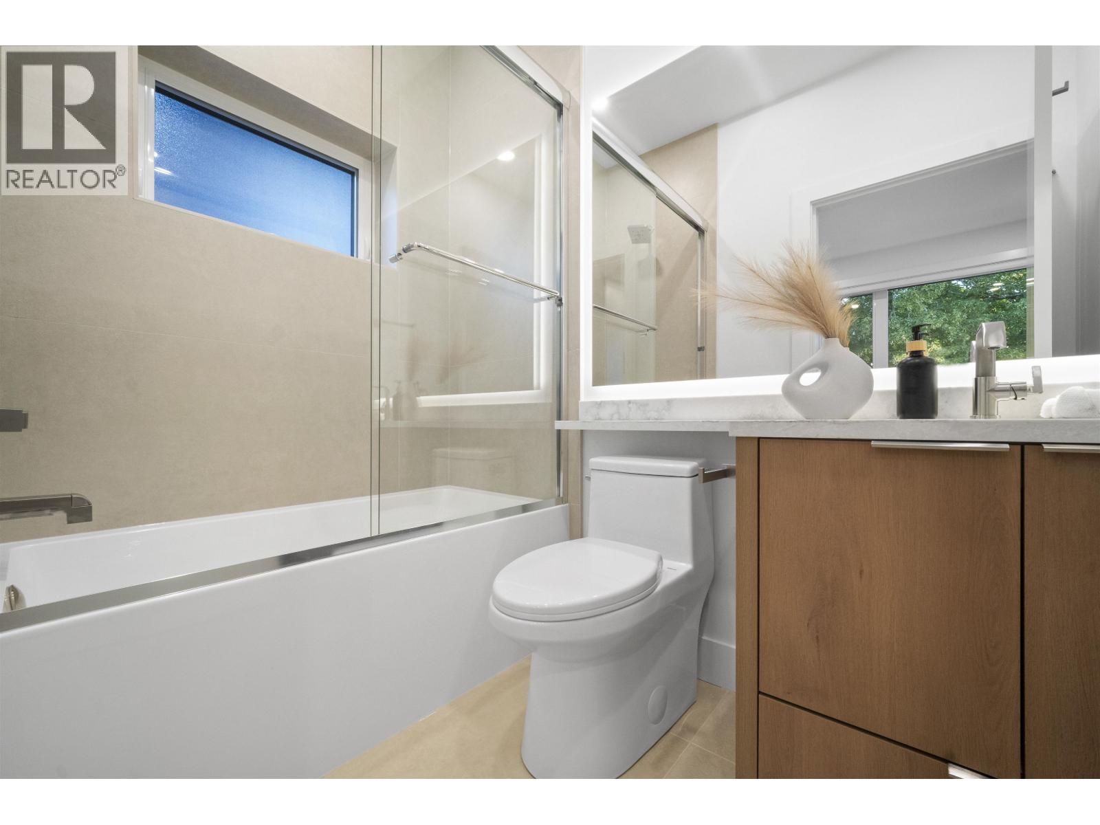 1 2386 E 45th Avenue, Vancouver, British Columbia  V5R 1K3 - Photo 18 - R3102750