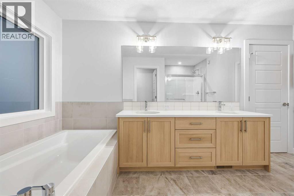 96 Homestead Gardens Ne, Calgary, Alberta  T3J 5T7 - Photo 32 - A2276080