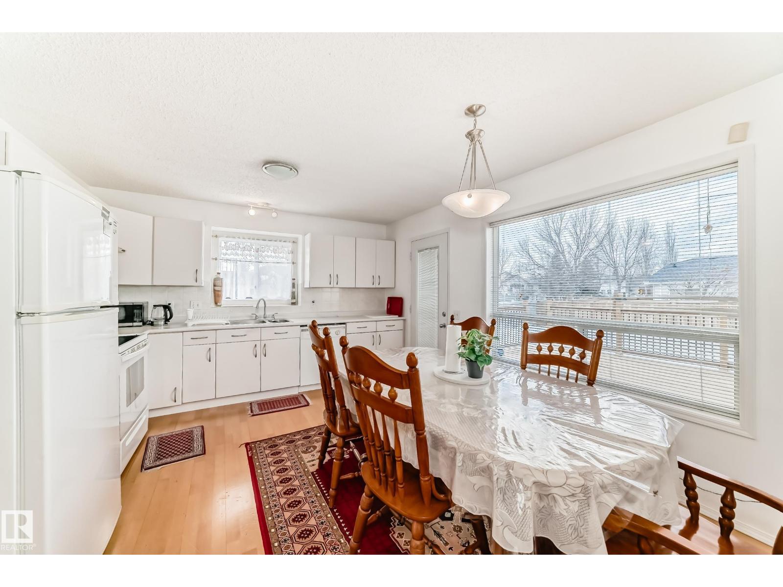 11532 9 Av Nw, Edmonton, Alberta T6J 6T9 - Photo 14 - E4477613