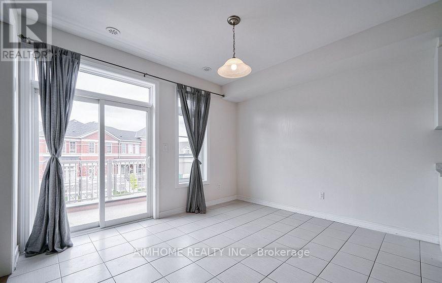 117 Luzon Avenue, Markham, Ontario  L6B 1N8 - Photo 5 - N12913822