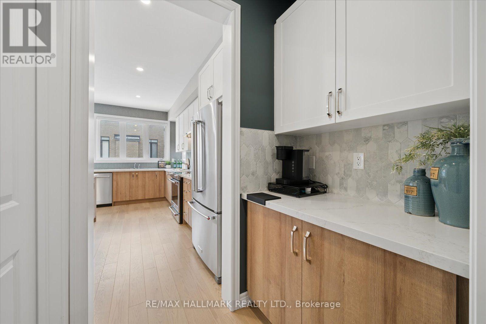 28 Sambro Lane, Whitchurch-Stouffville, Ontario  L4A 0S1 - Photo 15 - N12913864