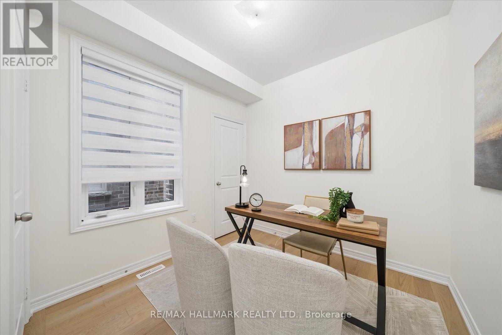 28 Sambro Lane, Whitchurch-Stouffville, Ontario  L4A 0S1 - Photo 21 - N12913864